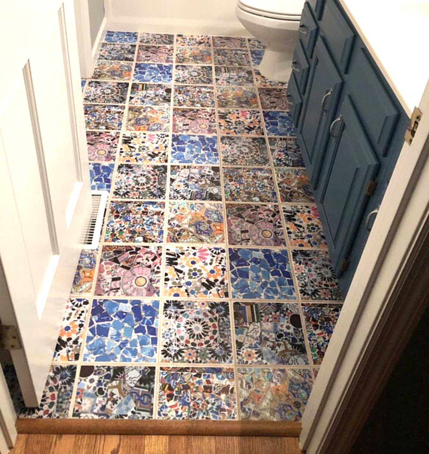 Gaudi Peel & Stick Tile