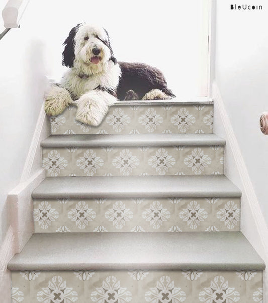 Valmora Peel and Stair Strips
